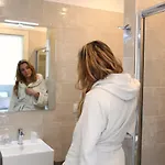 Essence Oda ve Kahvaltı Barletta